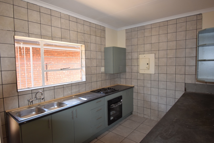 To Let 4 Bedroom Property for Rent in Kitty Free State